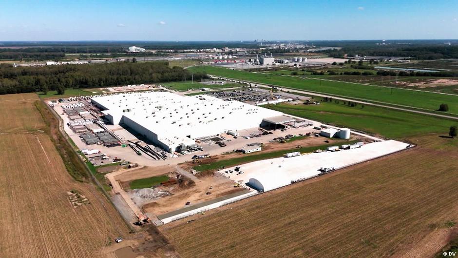 India sedang merayu perusahaan teknologi global yang memiliki pusat data AI