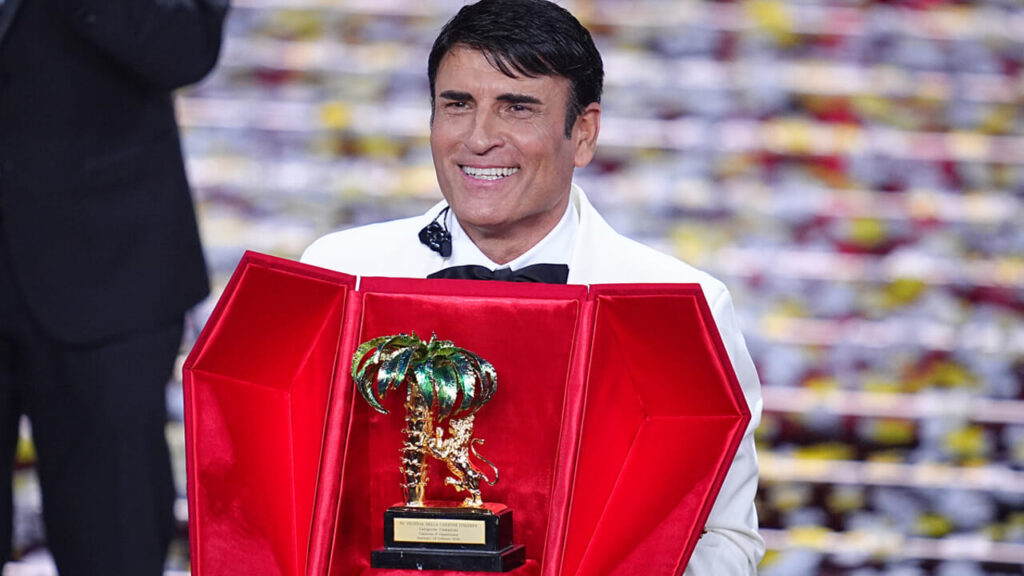 Sal Da Vinci, pahlawan rakyat