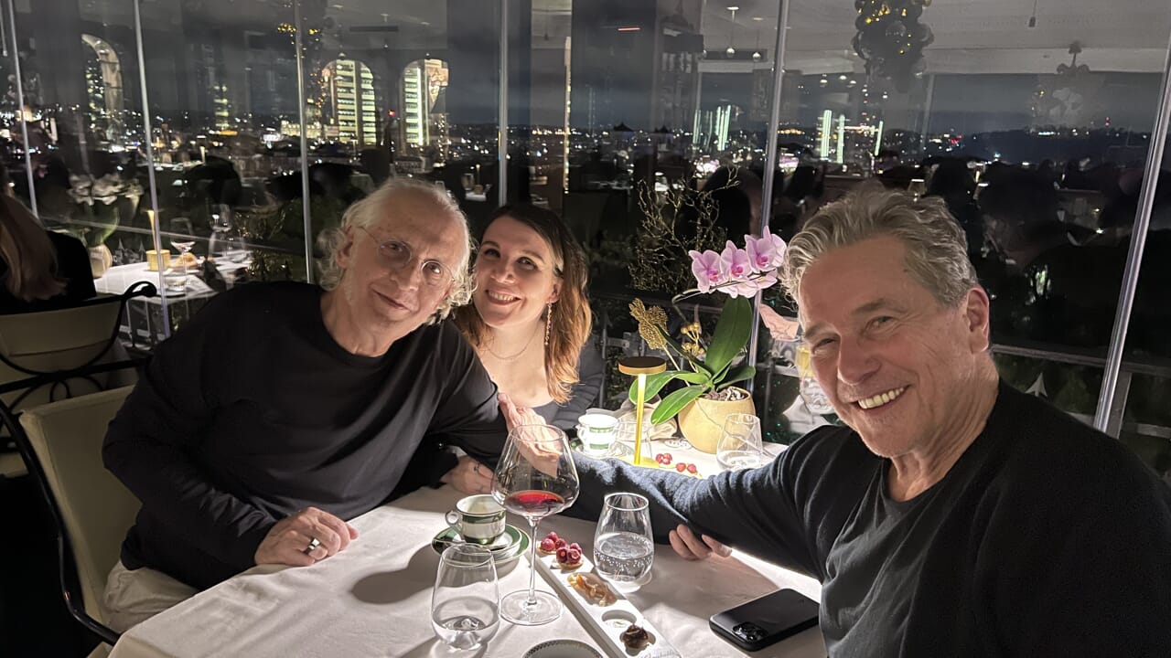 Tim Matheson, Dok dari Virgin River, bertemu dengan pengisi suara Italia bersama istrinya (yang merupakan pengisi suara Mel)