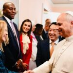 Ambil segalanya darinya tapi bukan Pausnya