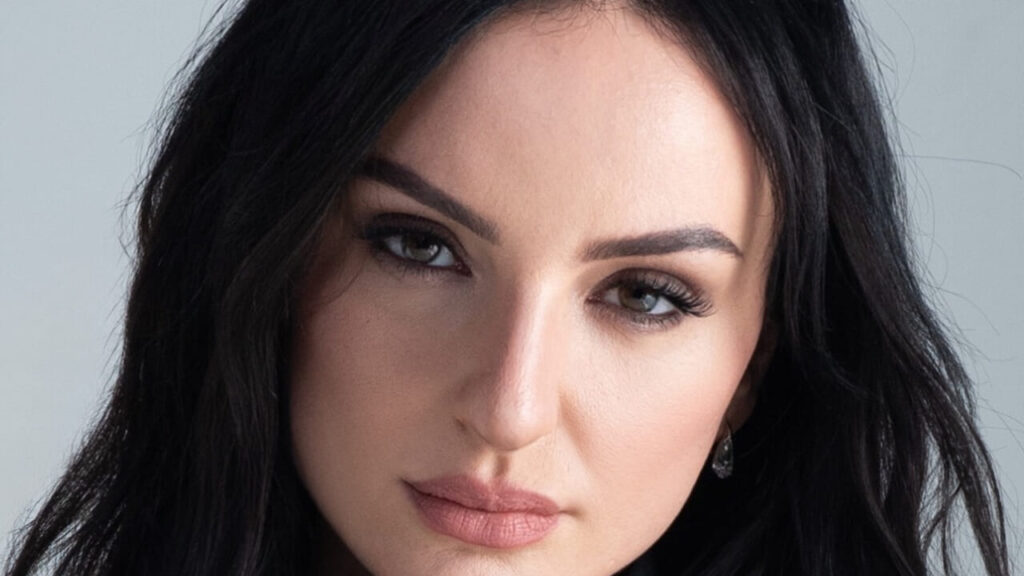 Arisa, album baru "foto lumut" itu adalah kembalinya yang malu-malu (tapi suaranya tetap merupakan keajaiban). 3 lagu untuk didengarkan