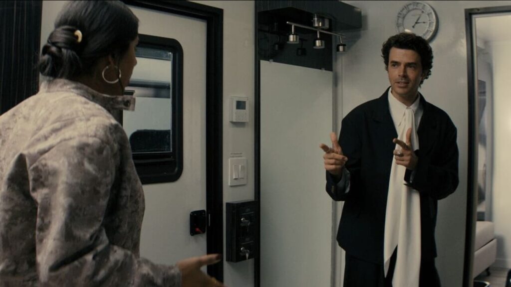 Tidak cocok untuk bekerja, komedi baru di Disney+