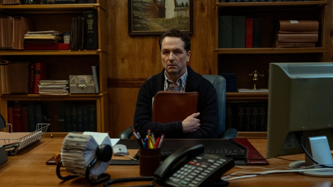 Widow's Bay, trailer teaser serial komedi horor yang dibintangi Matthew Rhys telah terungkap