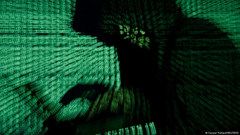 Bagaimana Eropa ingin memerangi penipuan internet yang semakin meningkat