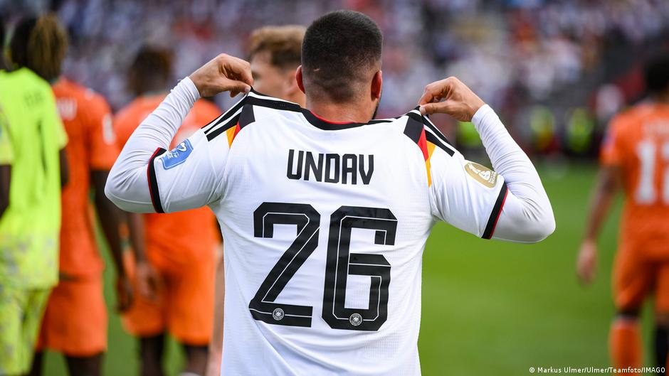 Deniz Undav, yang menyenangkan "Pembunuh di depan gawang"