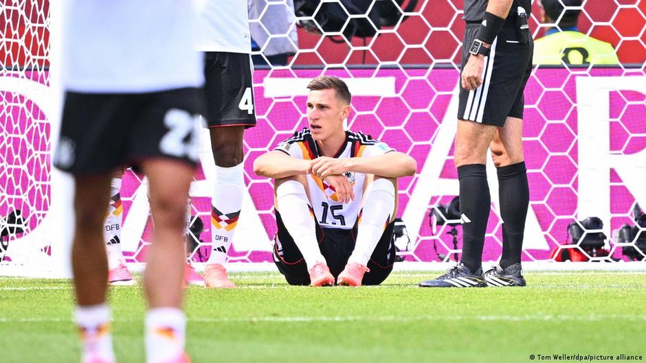Ligamen medial robek: Nico Schlotterbeck absen dari Piala Dunia
