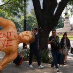 Mexico City: Apakah protes guru membahayakan festival sepak bola?