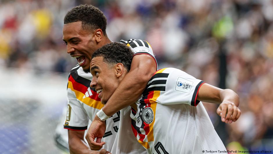 Pertunjukan besar di pertandingan pembuka Piala Dunia Jerman melawan Curaçao