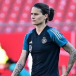 Pesepakbola luar biasa Dzsenifer Marozsan mengakhiri karirnya