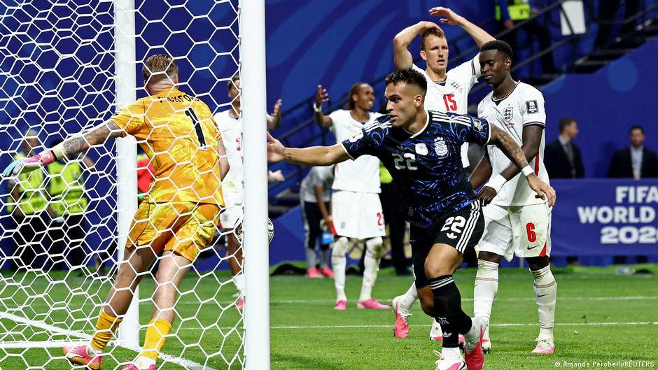 Piala Dunia 2026: Argentina menghancurkan impian Inggris untuk menjuarai Piala Dunia