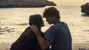 Iya, film romantis The Last Sunrise memang lucu, tapi kesehatan masyarakat lebih baik
