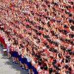 Korea Utara: Pemimpin Kim menyalakan Pyongyang