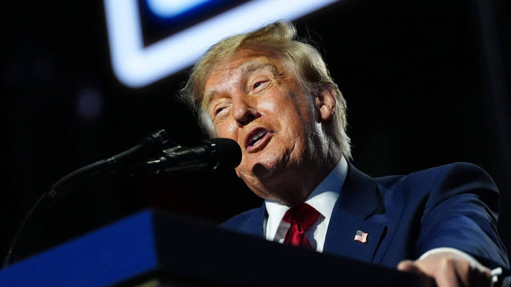 5 ribu dolar Trump: surat promes populisme terbaru