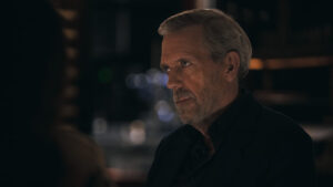Dari Dr. House hingga bos kriminal, Hugh Laurie dalam serial baru The Wanted Man