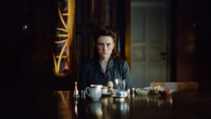 Sebagai "Wanita Tidak Dikenal"Golden Lion in Venice 83 (satu-satunya film yang disutradarai oleh seorang wanita dalam kompetisi tersebut)