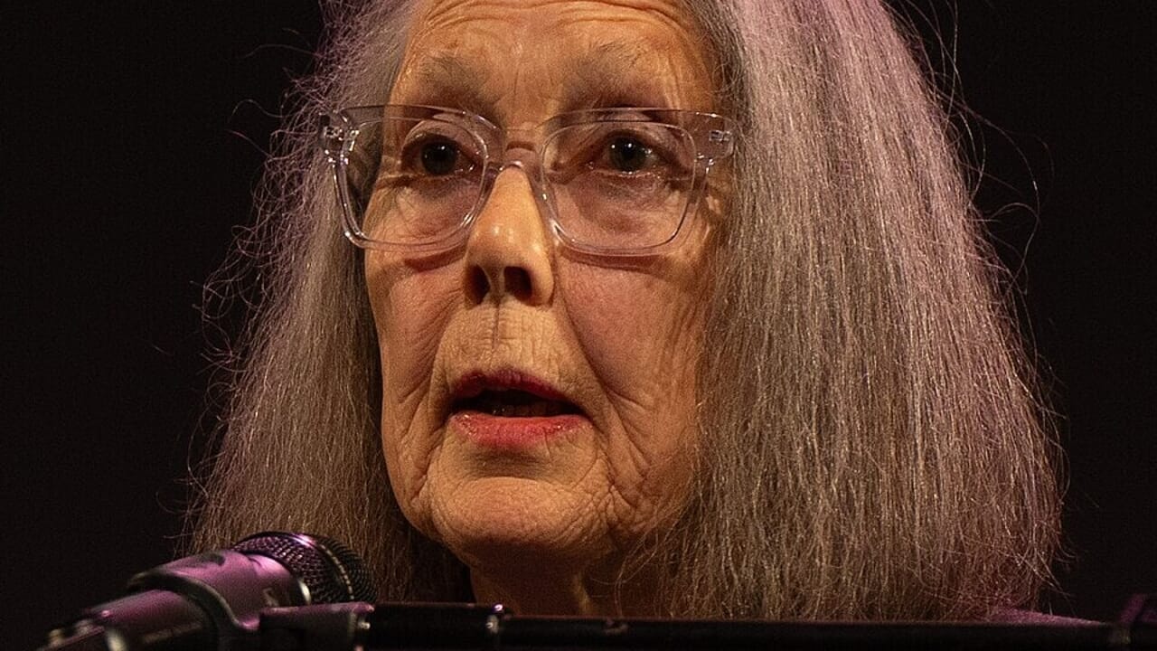 Anne Carson memenangkan Hadiah Nobel Sastra 2026