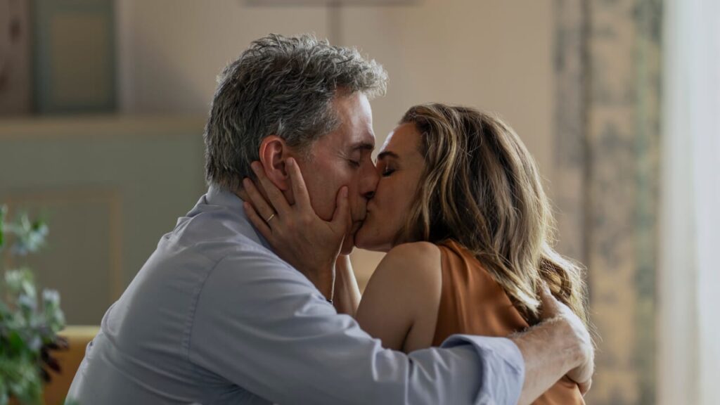 Diplomat 5 akan terjadi. Netflix memperbarui serial ini dengan Keri Russell dan Rufus Sewell