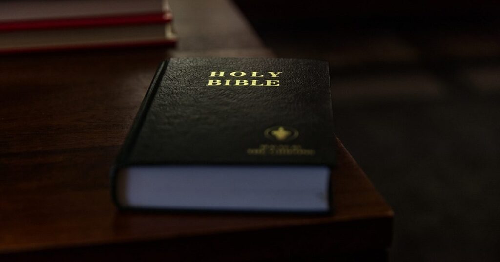 Gereja Inggris menentang aturan khotbah jalanan