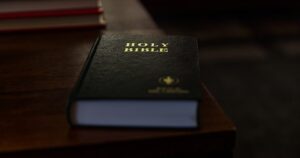 Gereja Inggris menentang aturan khotbah jalanan