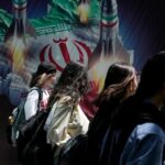 Iran: Lebih banyak tekanan terhadap perempuan tanpa jilbab