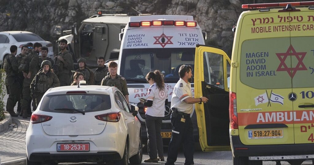 Israel akan menutup Tepi Barat setelah serangan teror di Hebron