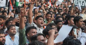 Pemuda India menyalakan kembali protes | DUNIA