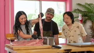 "Awkwafina: koki yang tidak terduga": trailer dan tanggal rilis serial dokumenter kuliner